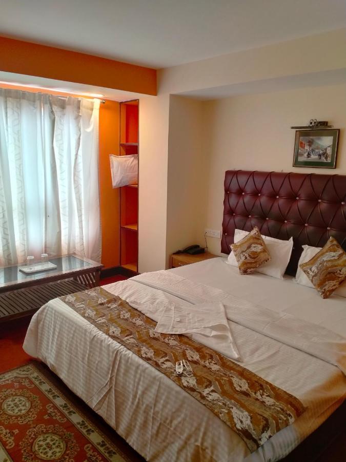 Oyo 12370 Royal Sarava Hotell Darjeeling  Eksteriør bilde